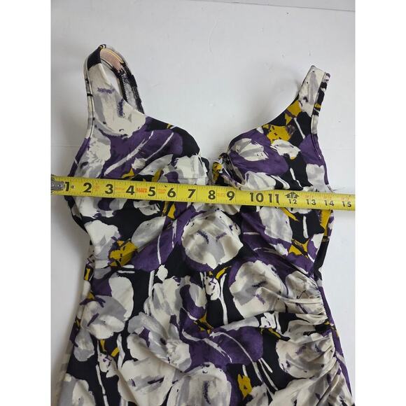 Land's End One Piece Floral Purple Full Coverage Swimsuit Size 12 - Picture 4 of 7